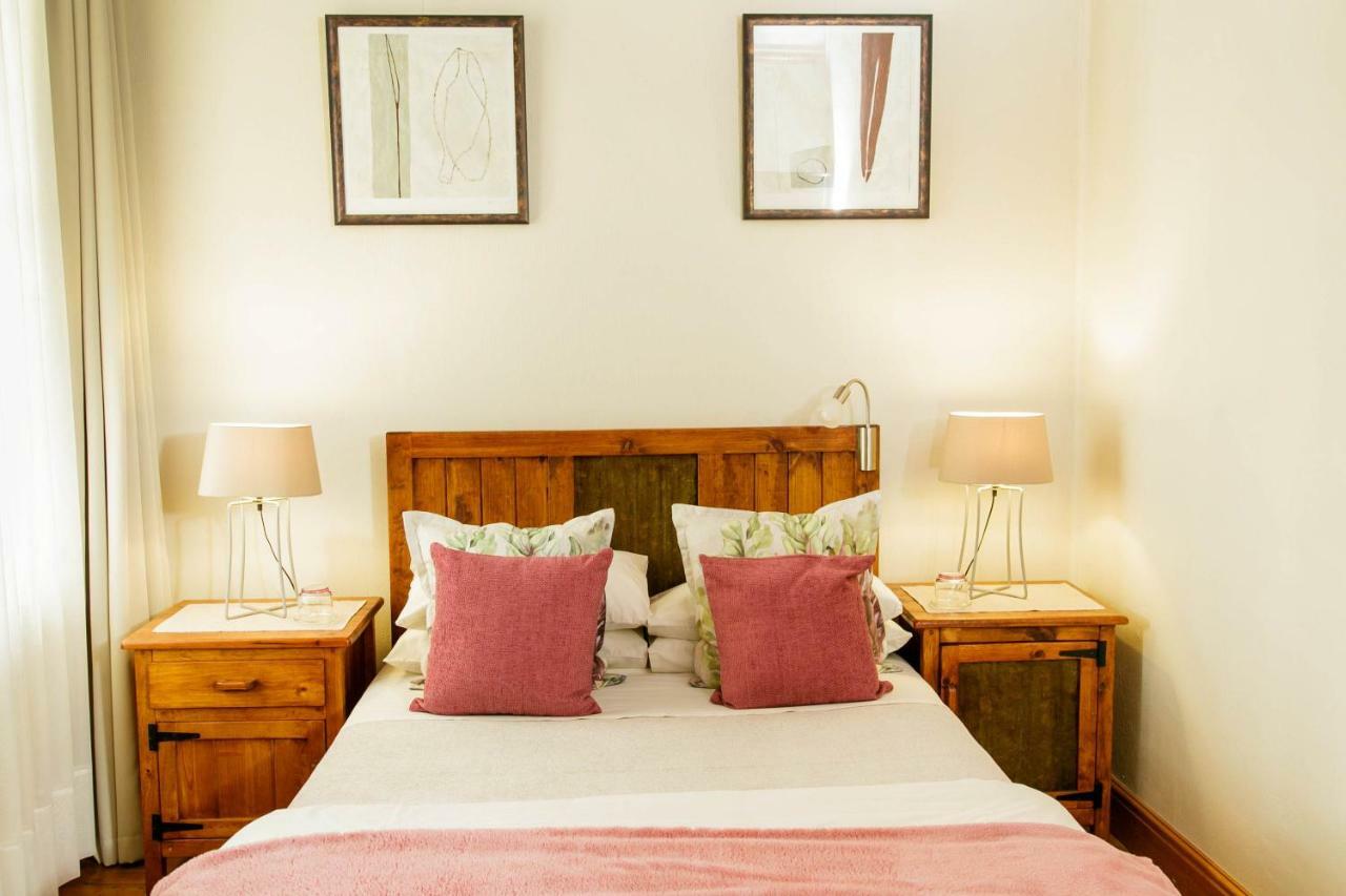 Oakdene Guest House Oudtshoorn Dış mekan fotoğraf